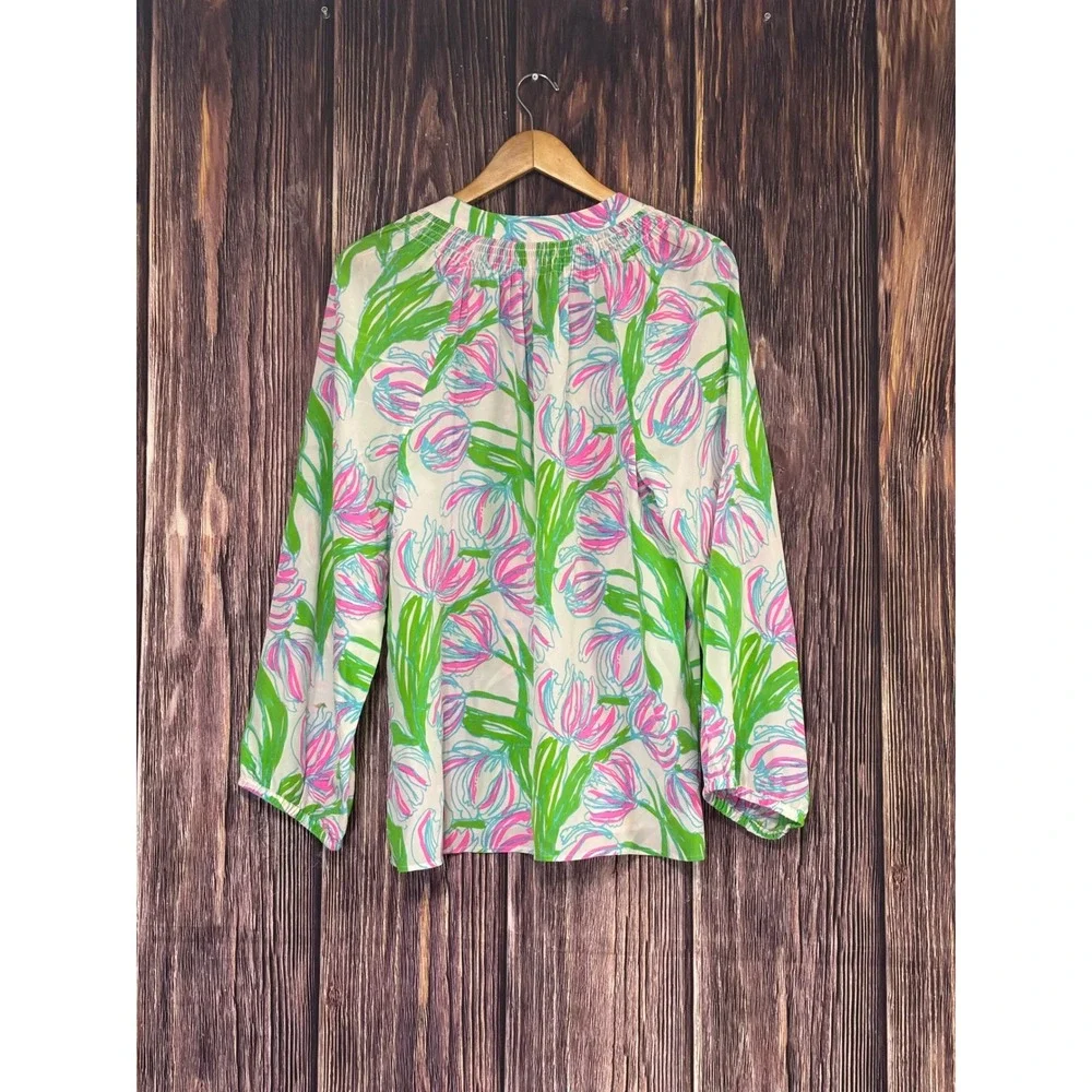 Lilly Pulitzer Silk Blouse Womens Large Tulip Time Floral Pink Green Button Top - Picture 3 of 12